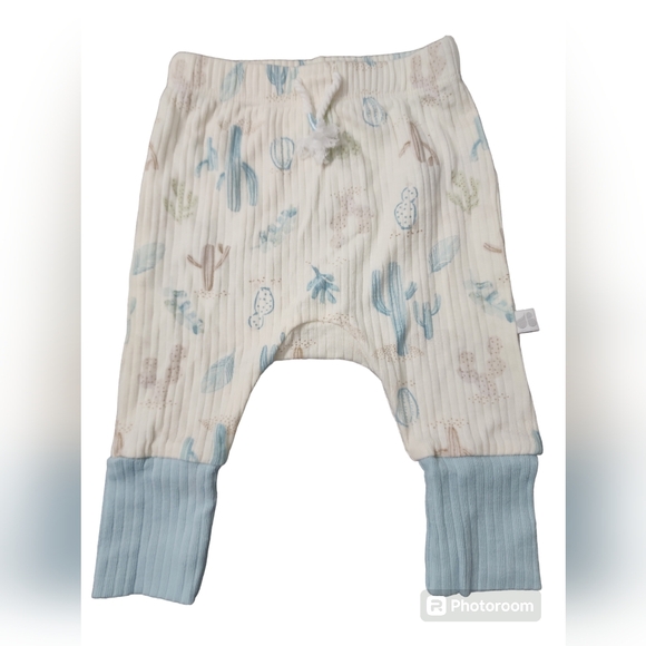 JUST BORN Desert Cactus Matching Long Sleeve Set. Size: 0-3 months - Picture 9 of 13